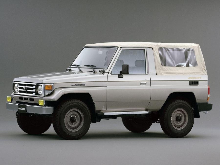 Toyota Land Cruiser 70 Canvas Top '1999